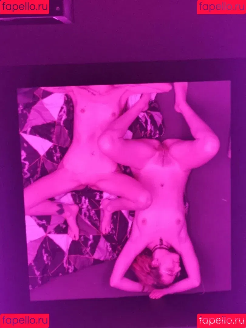 bootyfoxy / littlesidii Onlyfans Photo Gallery 