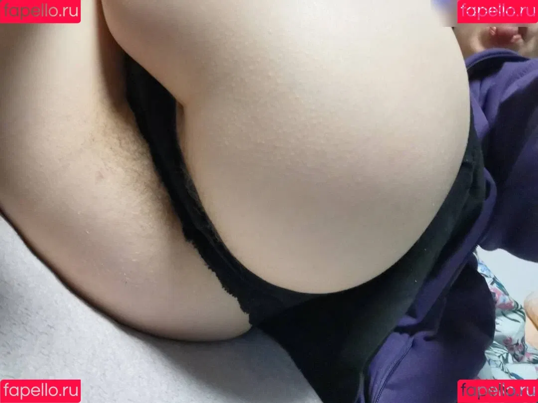 bootyfoxy / littlesidii Onlyfans Photo Gallery 