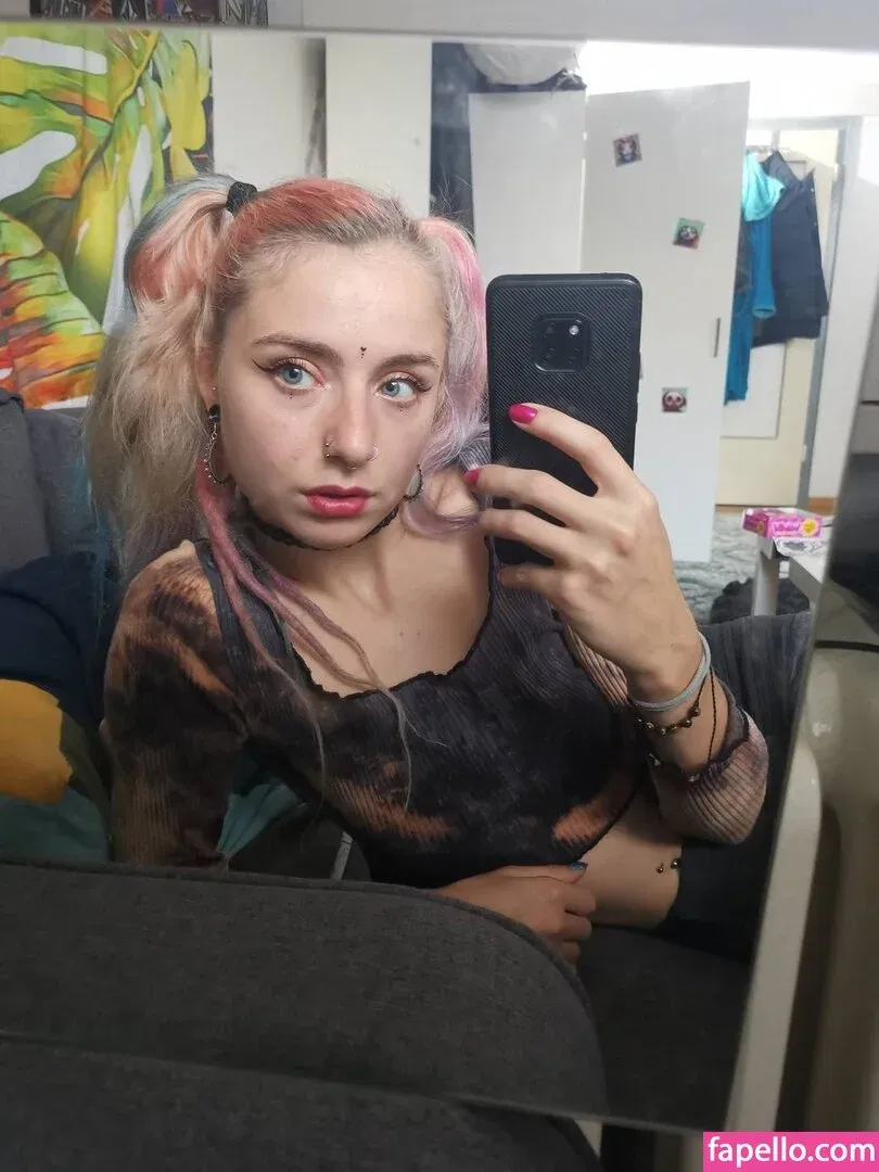 bootyfoxy / littlesidii Onlyfans Photo Gallery 