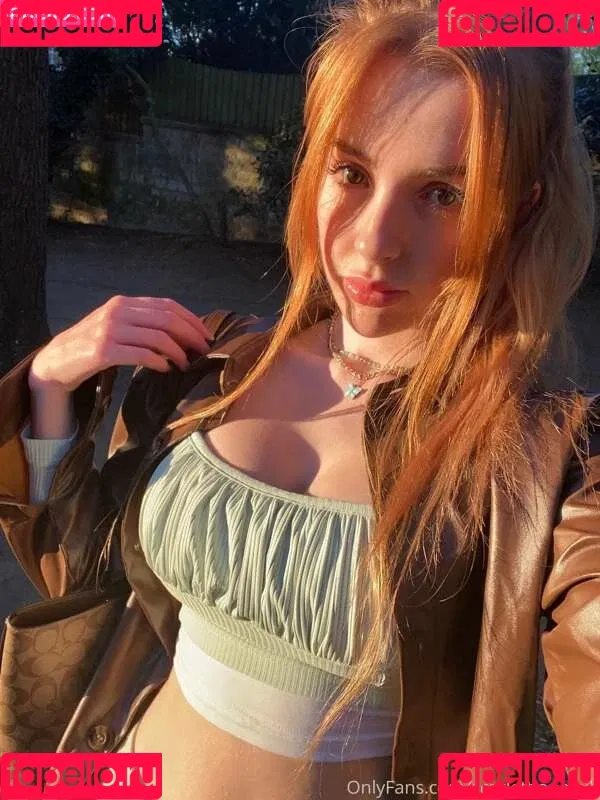 Scarlett Jones / https: / scarlettjones00 / scarlettjonesuk / scarletttjonesofficial Onlyfans Photo Gallery 