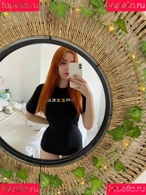 Scarlett Jones / https: / scarlettjones00 / scarlettjonesuk / scarletttjonesofficial Onlyfans Photo Gallery 