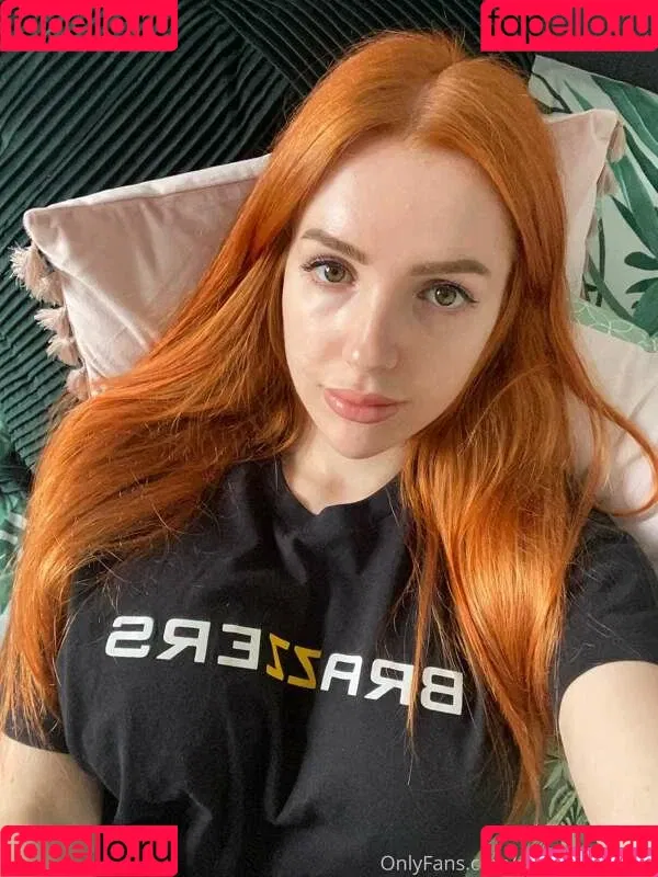 Scarlett Jones / https: / scarlettjones00 / scarlettjonesuk / scarletttjonesofficial Onlyfans Photo Gallery 