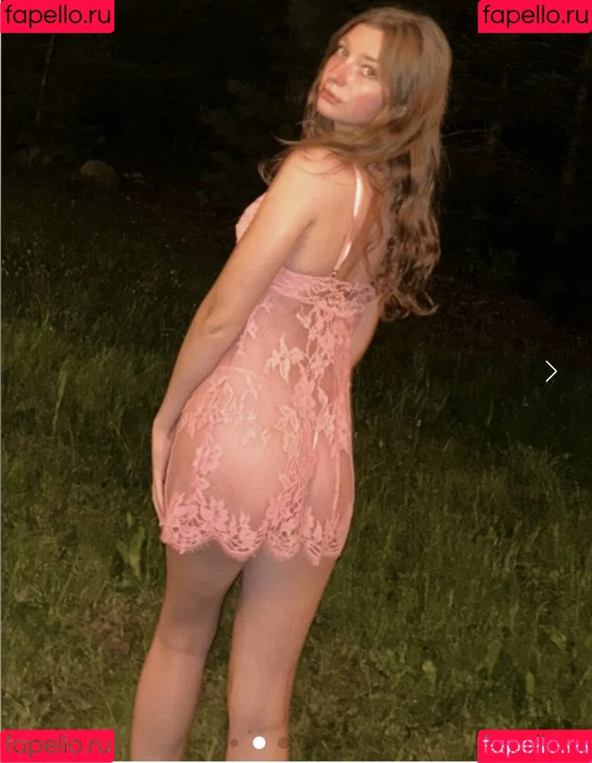 xmadelineo Onlyfans Photo Gallery 
