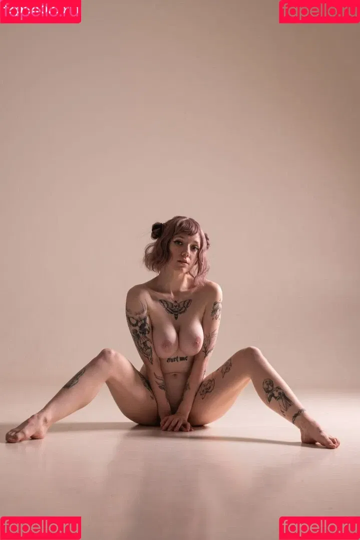 aliceeee_watson / elles / ellesclub / elleslove / oils.elleslove Onlyfans Photo Gallery 