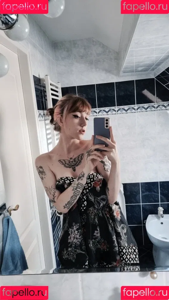 aliceeee_watson / elles / ellesclub / elleslove / oils.elleslove Onlyfans Photo Gallery 
