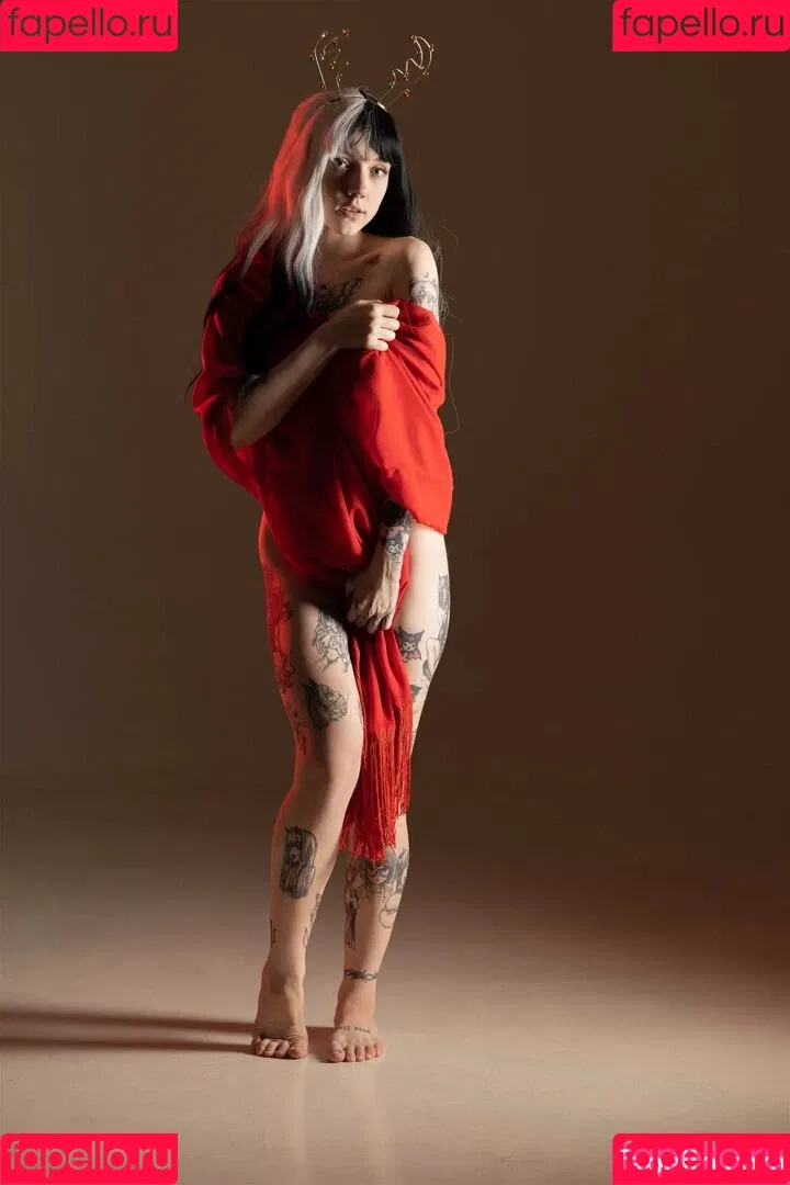 aliceeee_watson / elles / ellesclub / elleslove / oils.elleslove Onlyfans Photo Gallery 