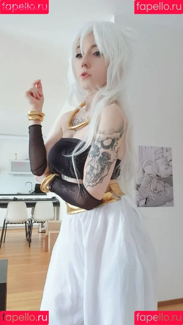 aliceeee_watson / elles / ellesclub / elleslove / oils.elleslove Onlyfans Photo Gallery 