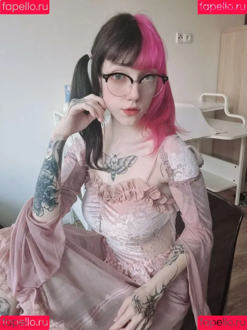 aliceeee_watson / elles / ellesclub / elleslove / oils.elleslove Onlyfans Photo Gallery 
