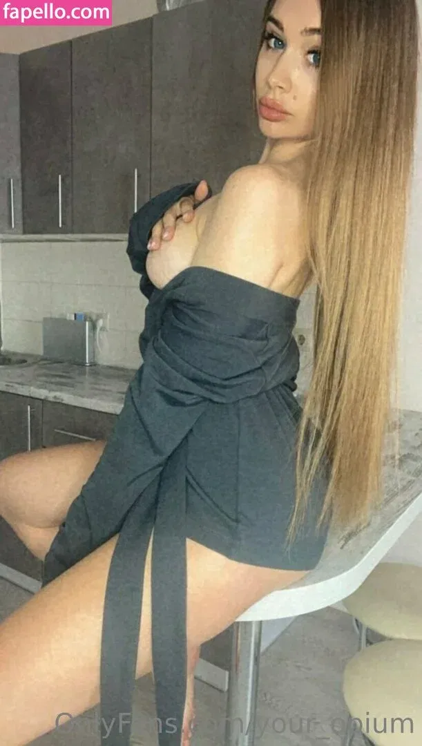 your_opium / your_opium_ Onlyfans Photo Gallery 