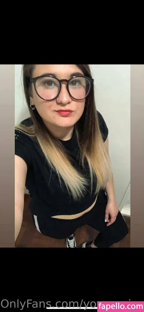 your_opium / your_opium_ Onlyfans Photo Gallery 