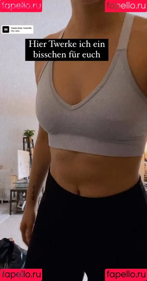 Alina Khani / alinakhani / lifewithaliina Onlyfans Photo Gallery 