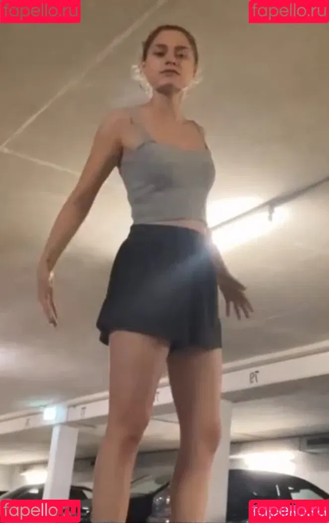 Alina Khani / alinakhani / lifewithaliina Onlyfans Photo Gallery 