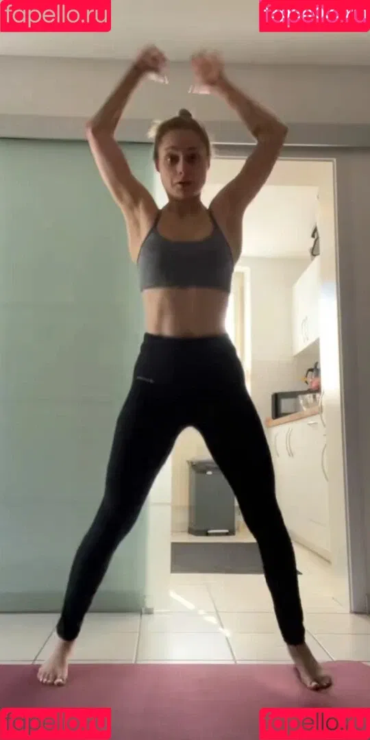 Alina Khani / alinakhani / lifewithaliina Onlyfans Photo Gallery 