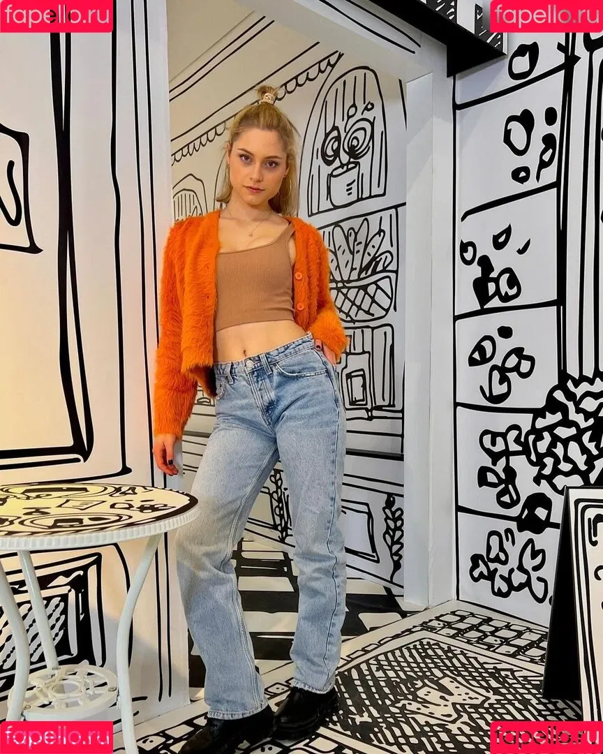 Alina Khani / alinakhani / lifewithaliina Onlyfans Photo Gallery 