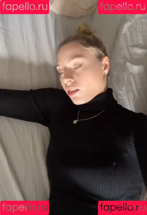 Alina Khani / alinakhani / lifewithaliina Onlyfans Photo Gallery 