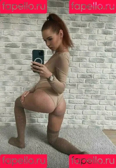 redfoxxxxx / redfoxxxxxxx Onlyfans Photo Gallery 