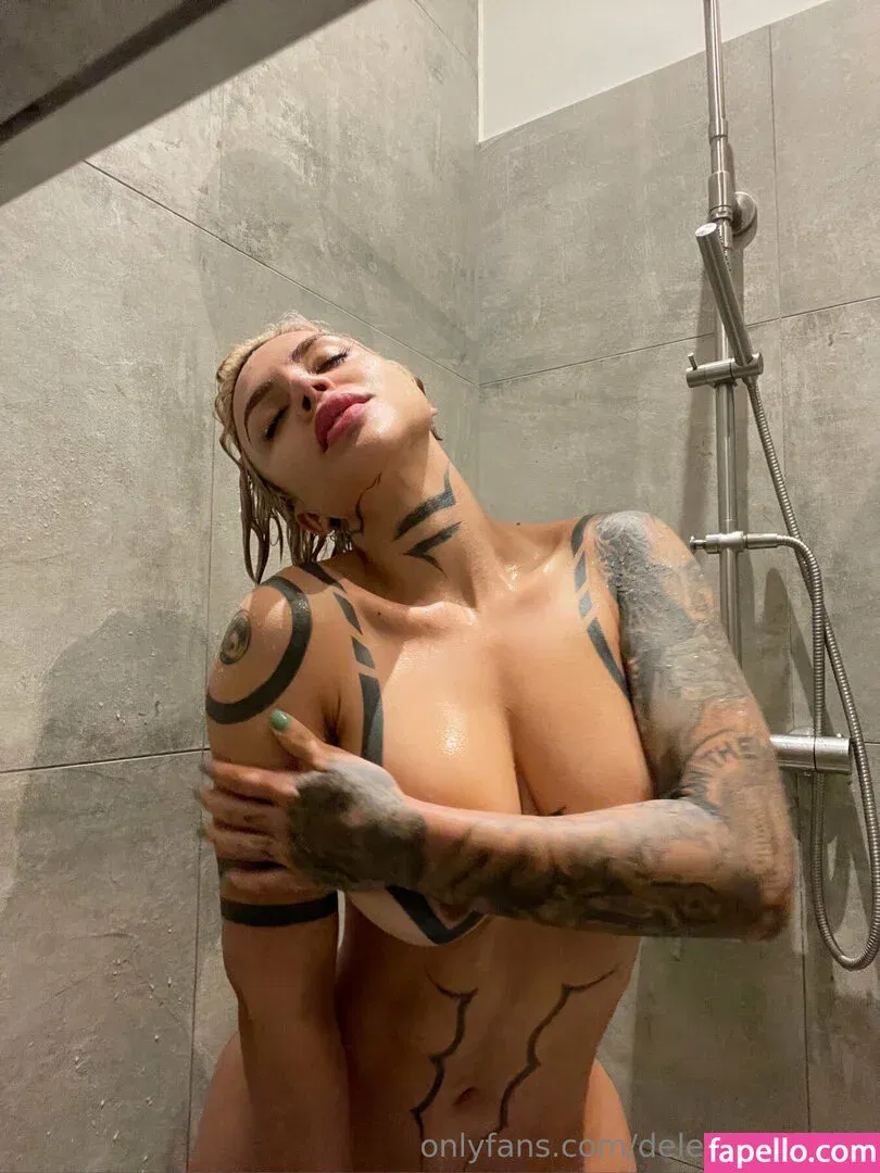 DelettraaOficial Onlyfans Photo Gallery 
