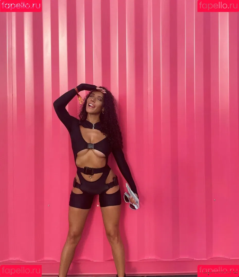 Adrianna Perez / Adriannaperezx / u140456857 Onlyfans Photo Gallery 