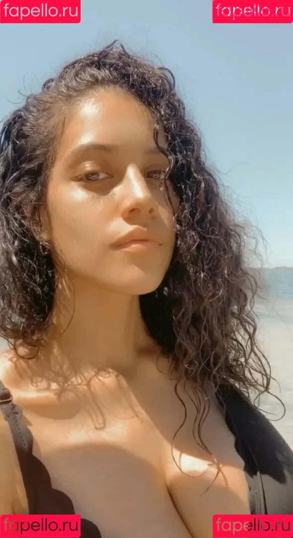 Adrianna Perez / Adriannaperezx / u140456857 Onlyfans Photo Gallery 