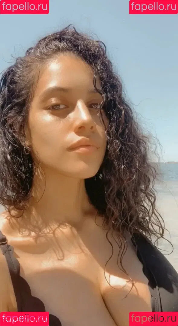 Adrianna Perez / Adriannaperezx / u140456857 Onlyfans Photo Gallery 