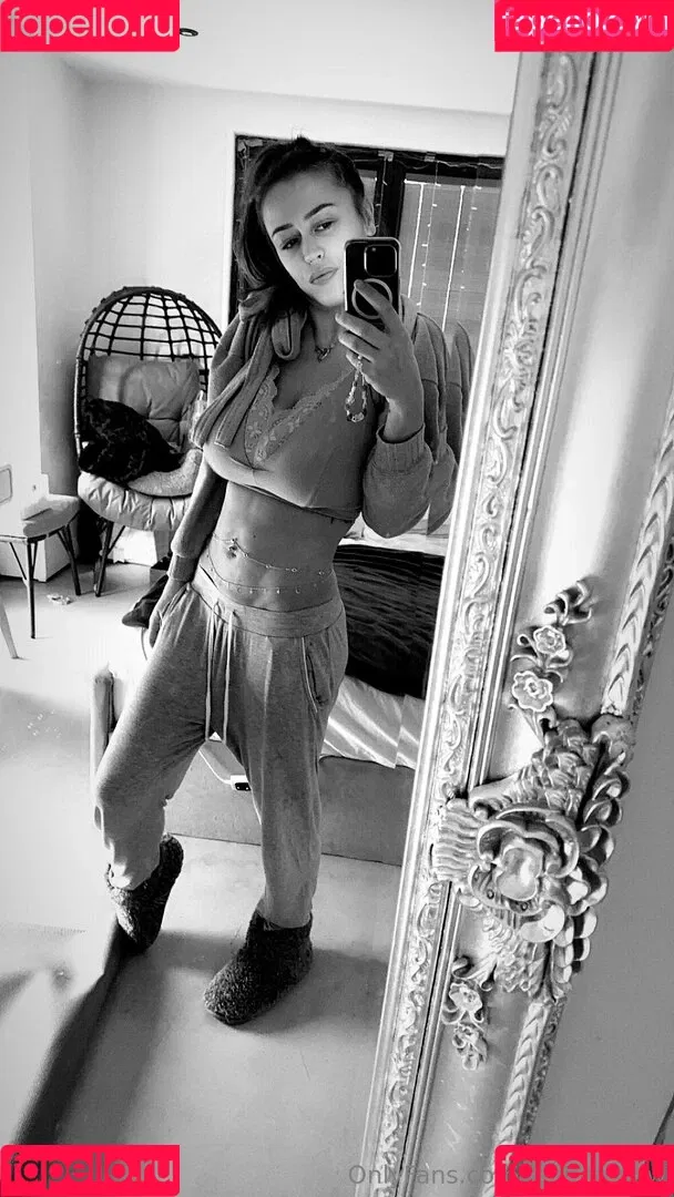 leannecrow / leannecrow_4 Onlyfans Photo Gallery 
