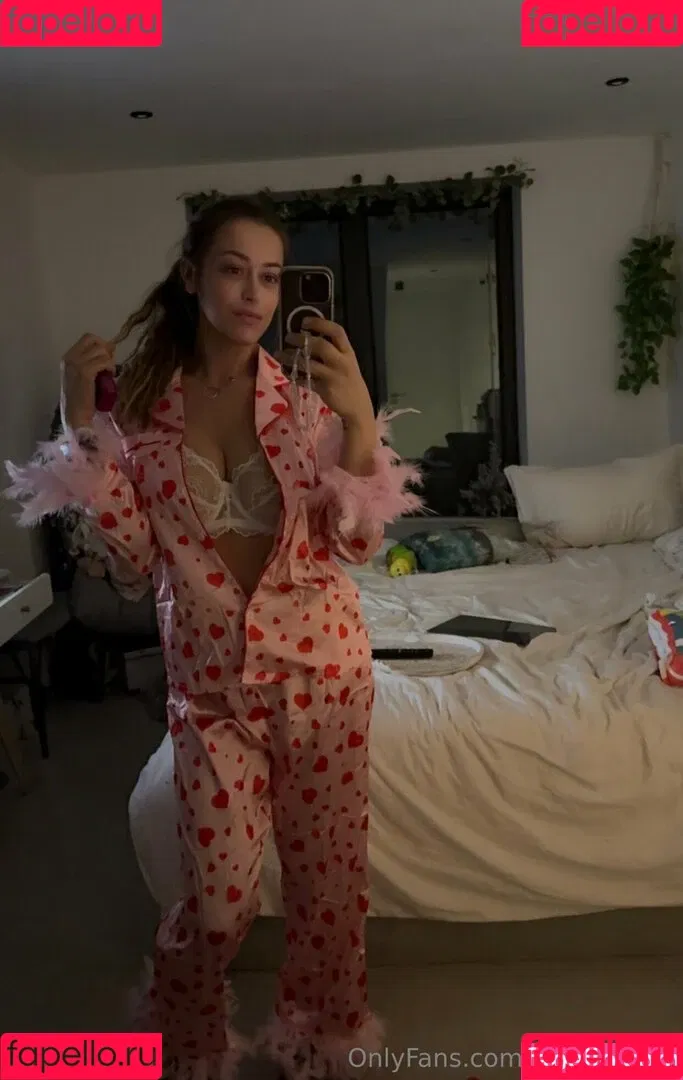 leannecrow / leannecrow_4 Onlyfans Photo Gallery 