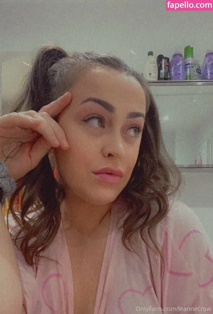 leannecrow / leannecrow_4 Onlyfans Photo Gallery 