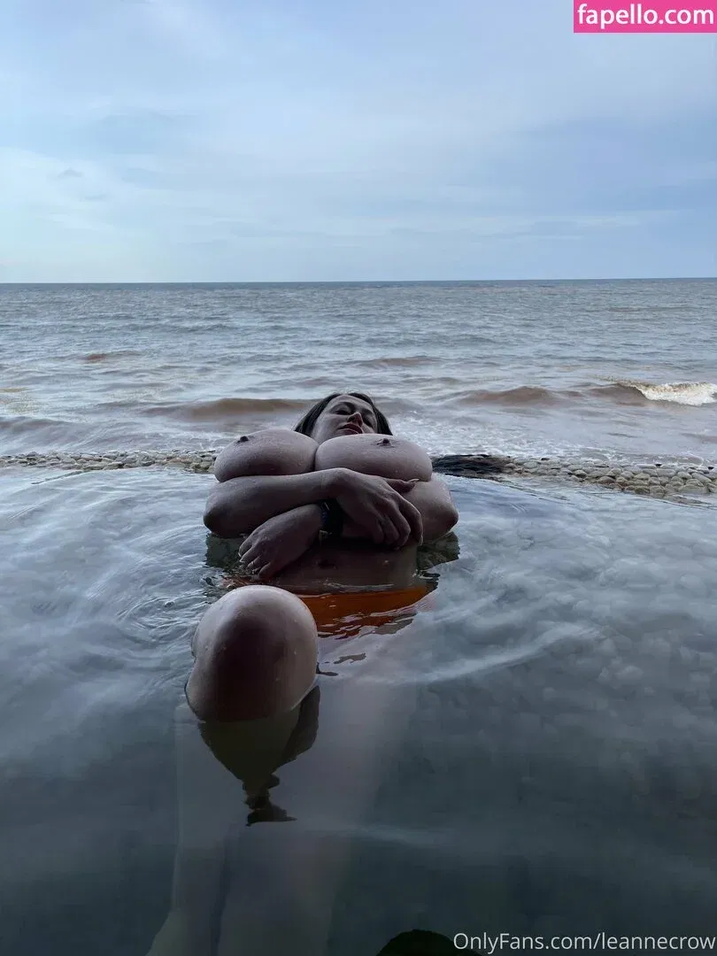 leannecrow / leannecrow_4 Onlyfans Photo Gallery 