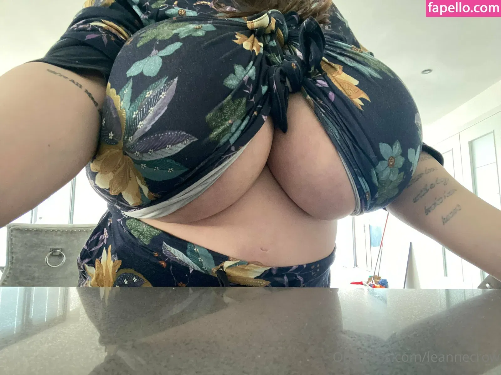leannecrow / leannecrow_4 Onlyfans Photo Gallery 