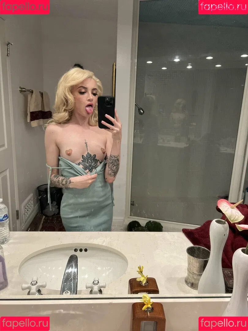 Lola Fae / LolaFaeXXX / dominalolafae Onlyfans Photo Gallery 