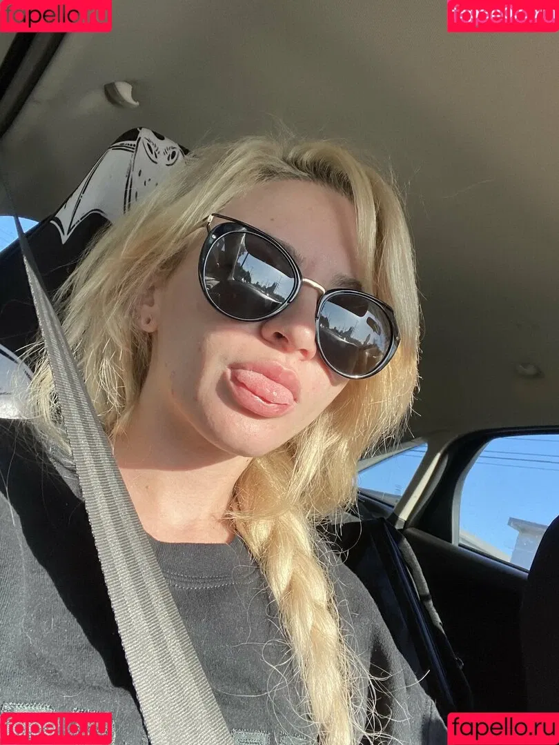 Lola Fae / LolaFaeXXX / dominalolafae Onlyfans Photo Gallery 