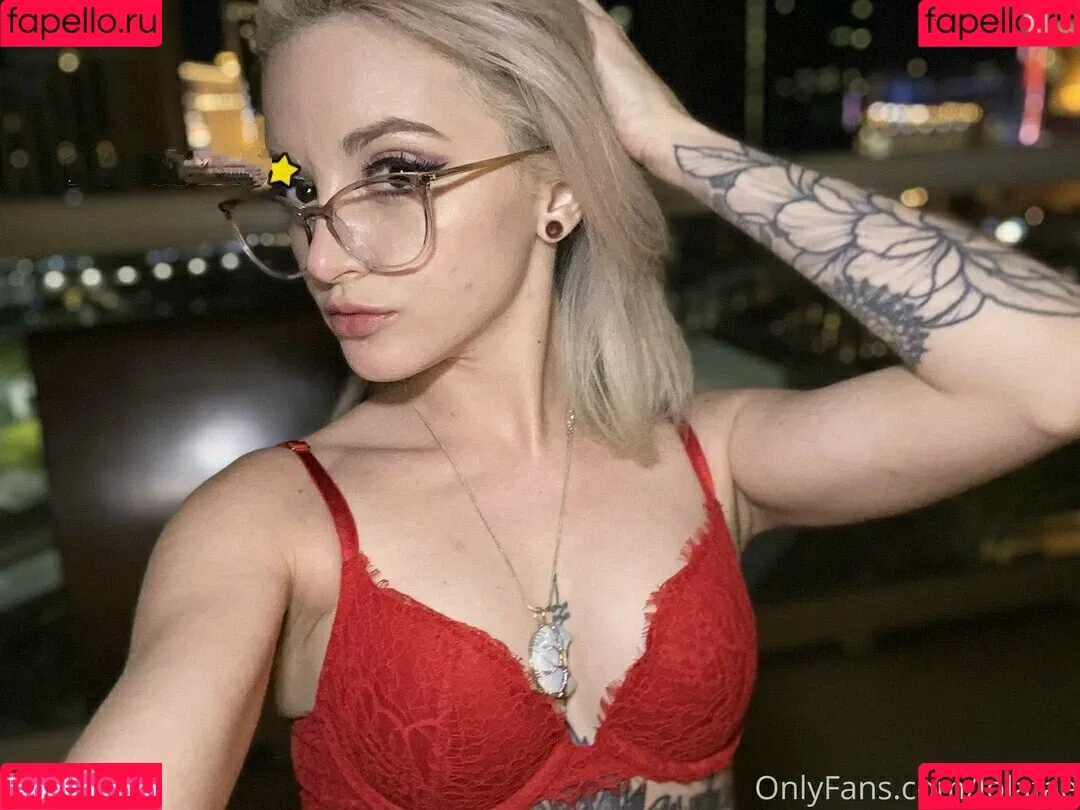 Lola Fae / LolaFaeXXX / dominalolafae Onlyfans Photo Gallery 