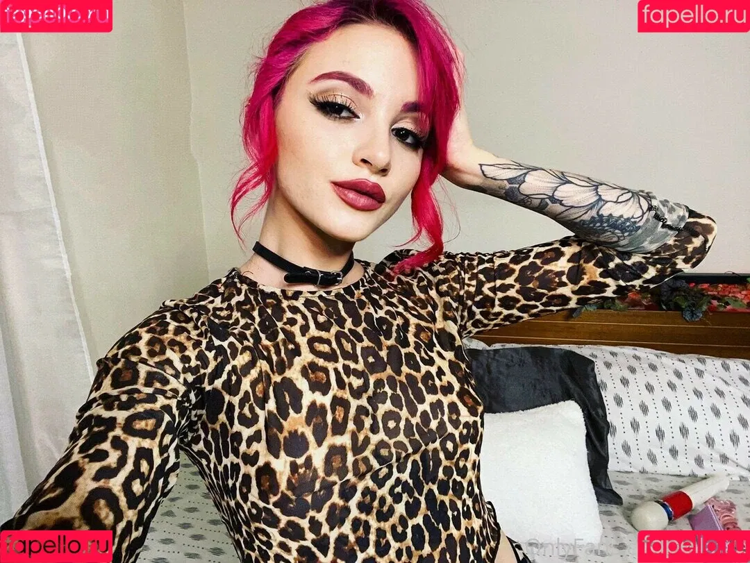 Lola Fae / LolaFaeXXX / dominalolafae Onlyfans Photo Gallery 