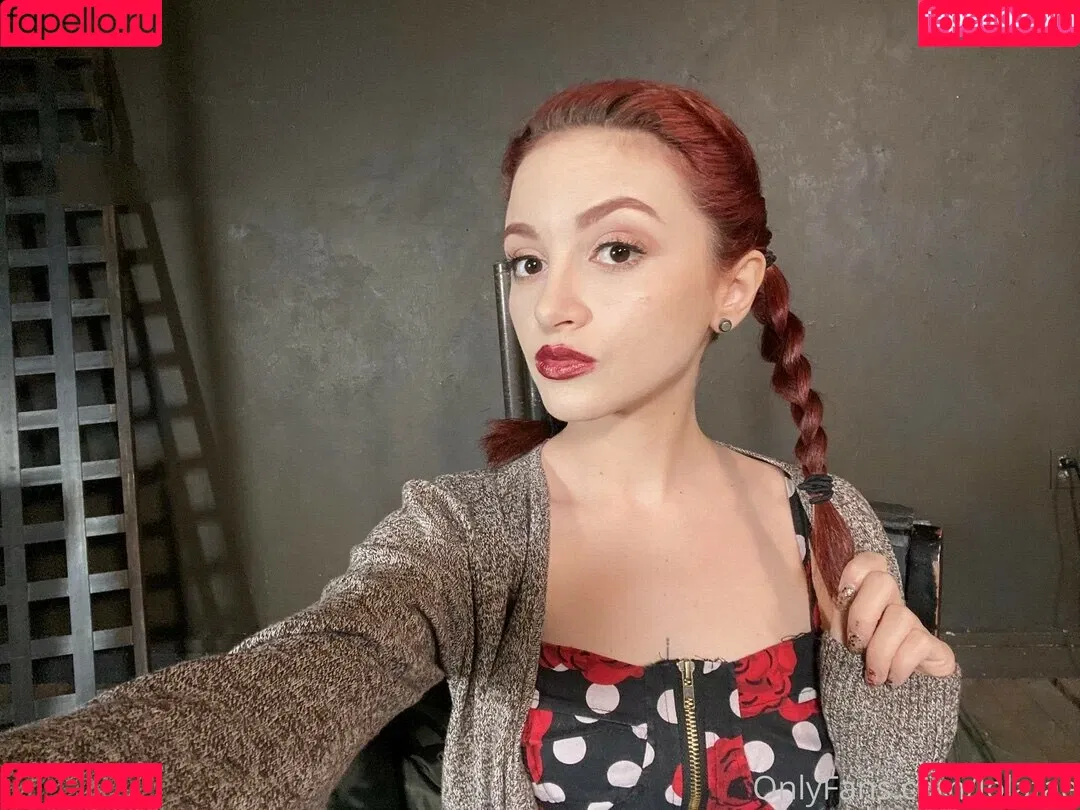 Lola Fae / LolaFaeXXX / dominalolafae Onlyfans Photo Gallery 