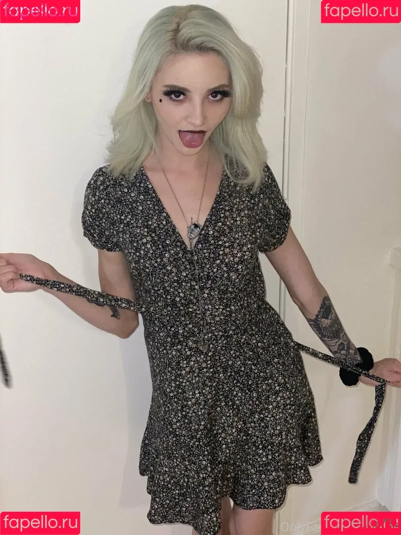 Lola Fae / LolaFaeXXX / dominalolafae Onlyfans Photo Gallery 