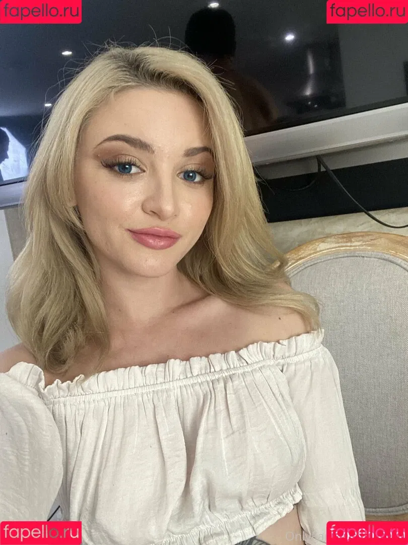 Lola Fae / LolaFaeXXX / dominalolafae Onlyfans Photo Gallery 