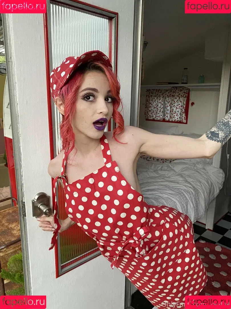 Lola Fae / LolaFaeXXX / dominalolafae Onlyfans Photo Gallery 