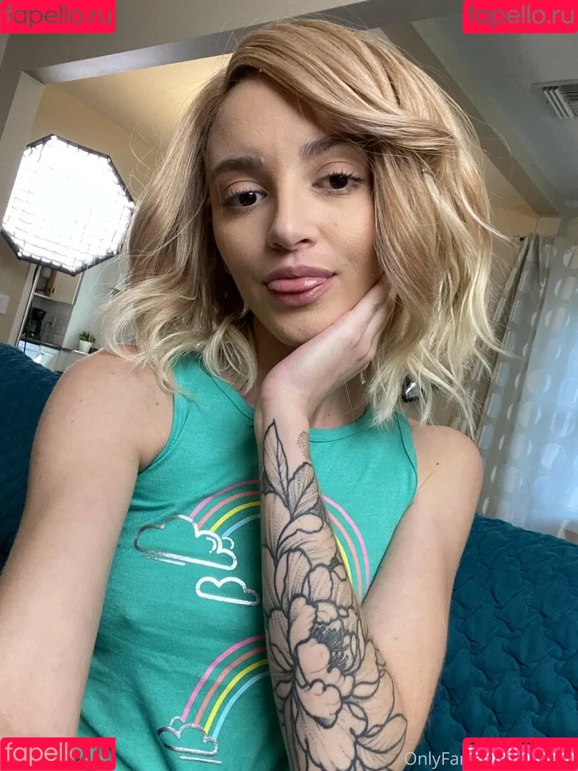 Lola Fae / LolaFaeXXX / dominalolafae Onlyfans Photo Gallery 