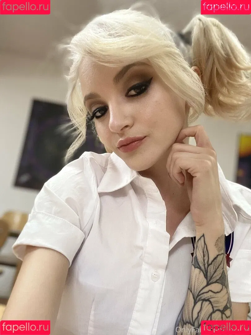 Lola Fae / LolaFaeXXX / dominalolafae Onlyfans Photo Gallery 