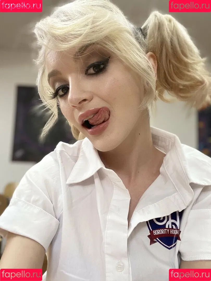 Lola Fae / LolaFaeXXX / dominalolafae Onlyfans Photo Gallery 