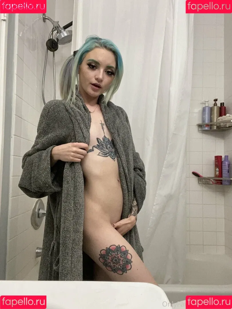 Lola Fae / LolaFaeXXX / dominalolafae Onlyfans Photo Gallery 