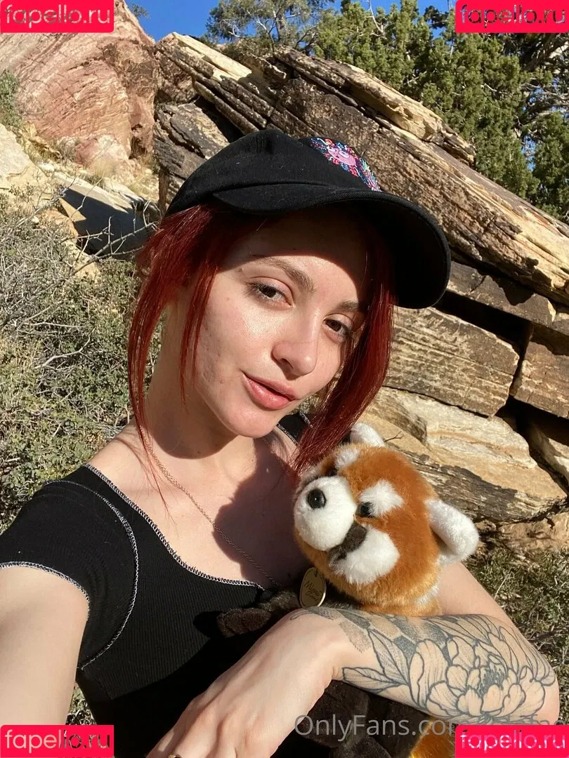 Lola Fae / LolaFaeXXX / dominalolafae Onlyfans Photo Gallery 