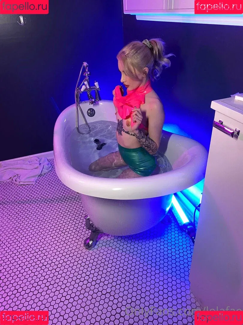 Lola Fae / LolaFaeXXX / dominalolafae Onlyfans Photo Gallery 