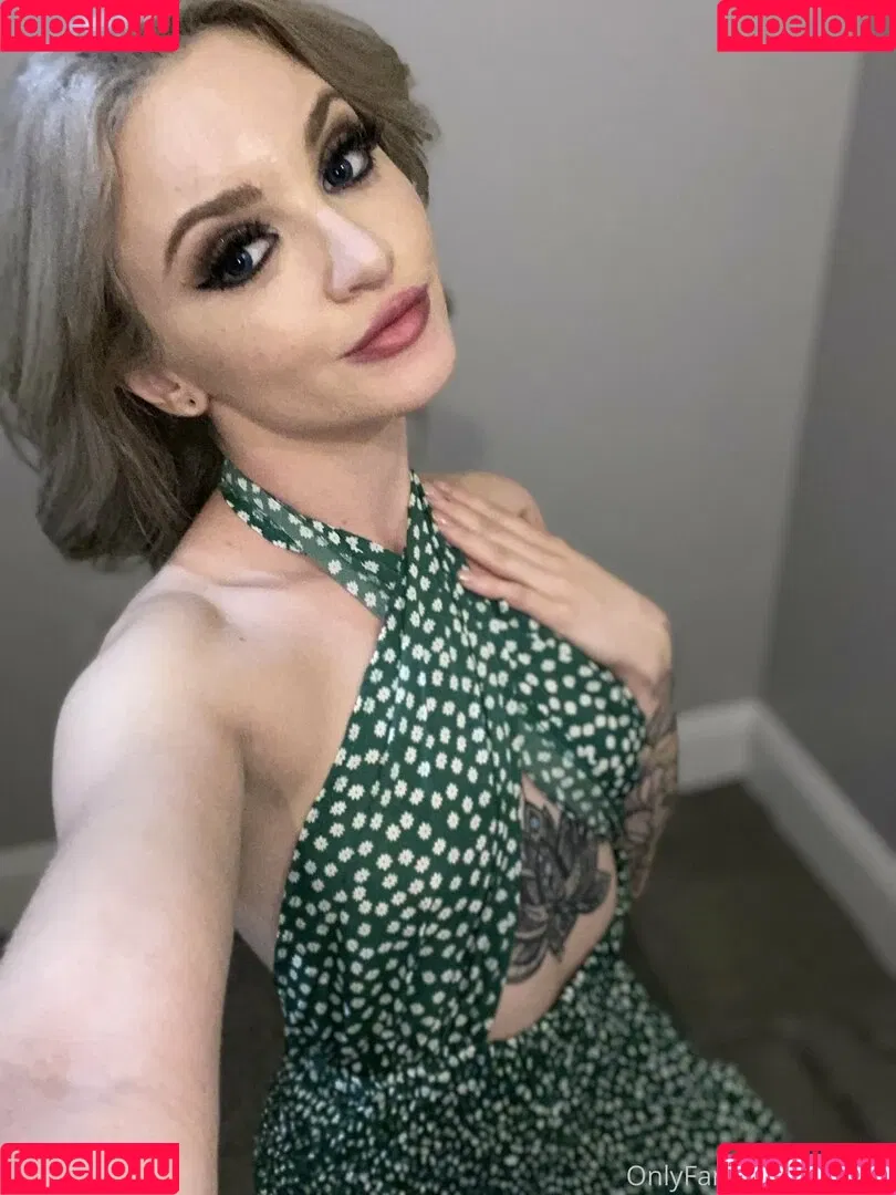 Lola Fae / LolaFaeXXX / dominalolafae Onlyfans Photo Gallery 