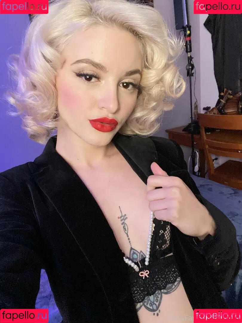 Lola Fae / LolaFaeXXX / dominalolafae Onlyfans Photo Gallery 
