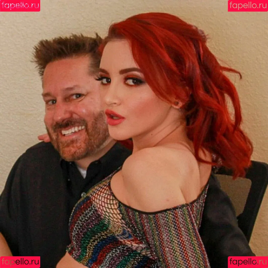 Lola Fae / LolaFaeXXX / dominalolafae Onlyfans Photo Gallery 