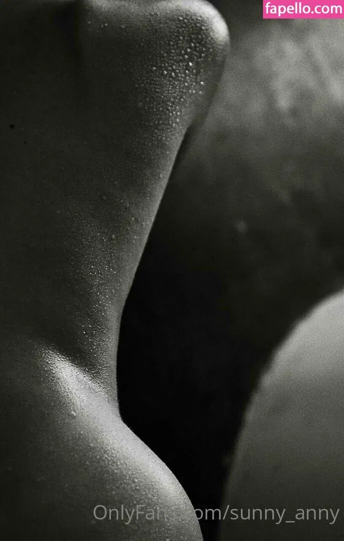 anuta_tea / sunny_anny Onlyfans Photo Gallery 