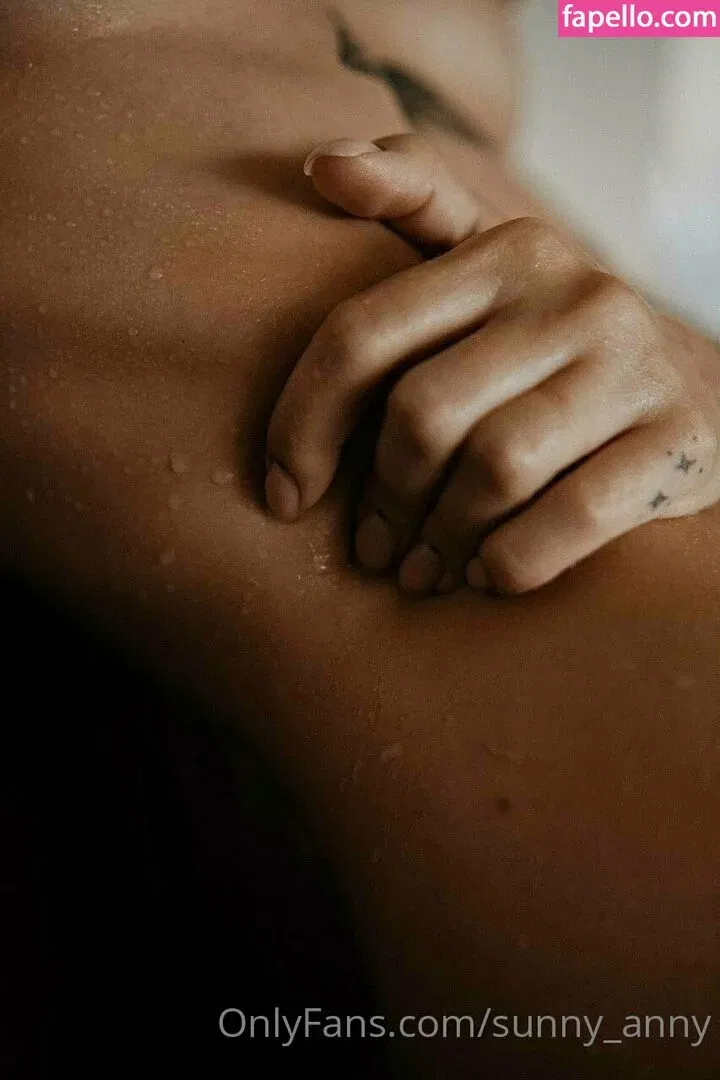 anuta_tea / sunny_anny Onlyfans Photo Gallery 