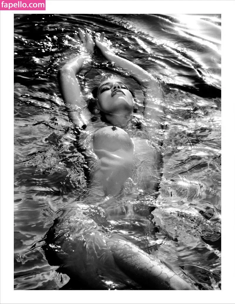 Samantha Gradoville / https: / samgradoville Onlyfans Photo Gallery 