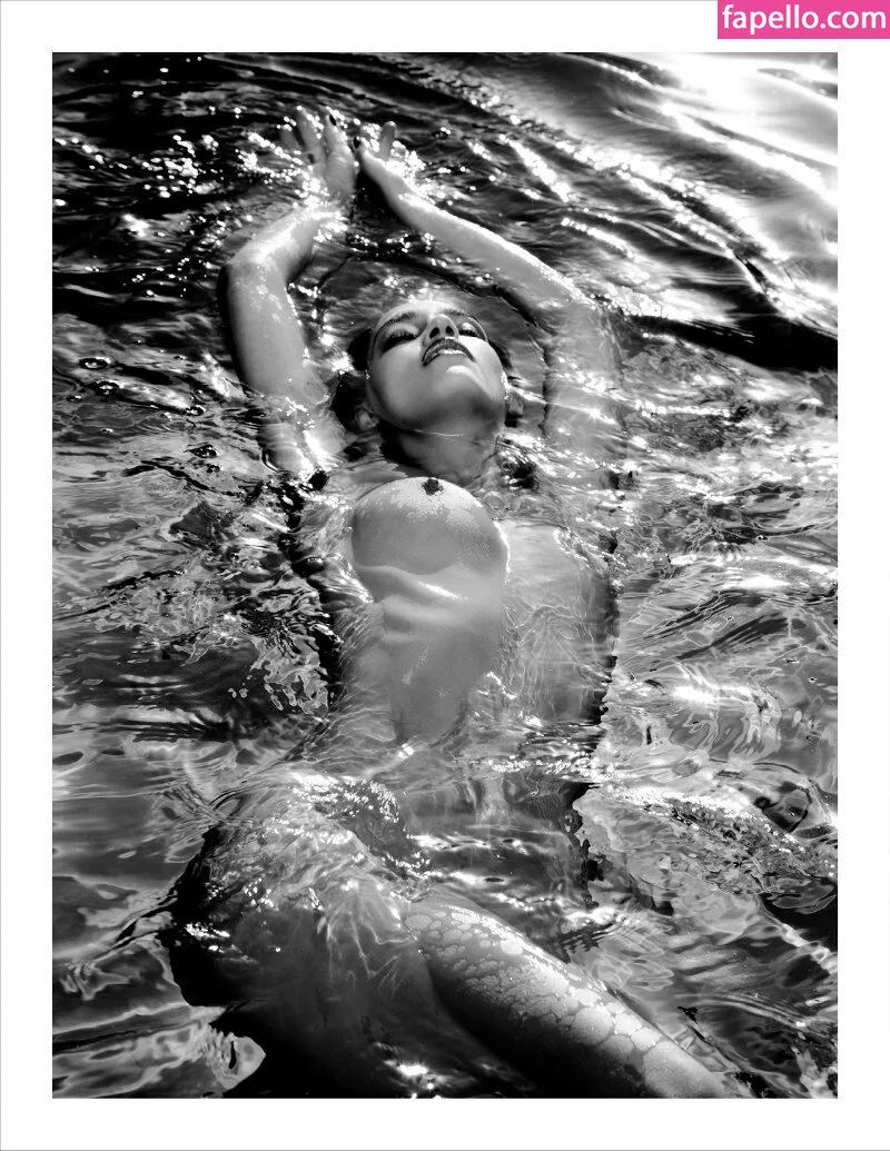 Samantha Gradoville / https: / samgradoville Onlyfans Photo Gallery 